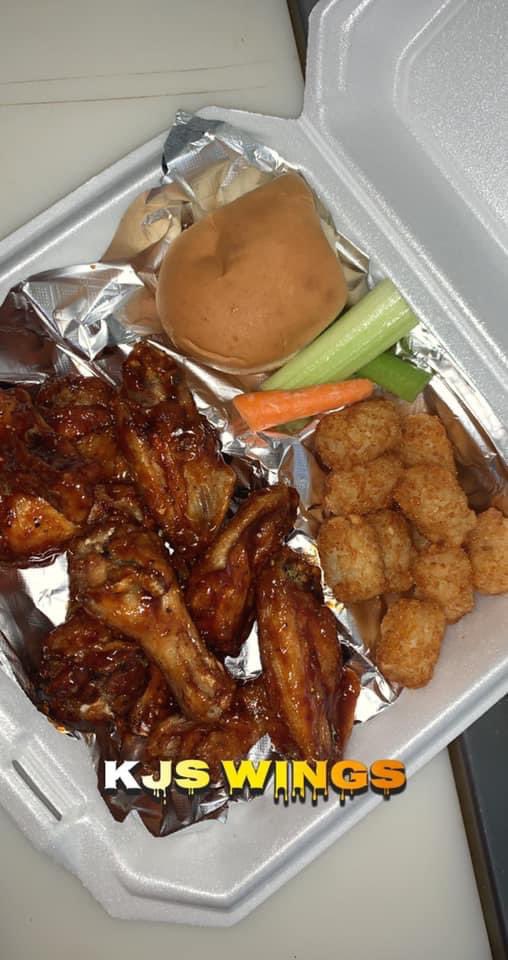 KJSWINGS1's tweet photo. #albanyga #asu #AsuTwitter #albanystateuniversity #wings #supportblackownedbusinesses
1205 E Clark Ave 11-8pm Tues - Sat https://t.co/7smDnSQHXS