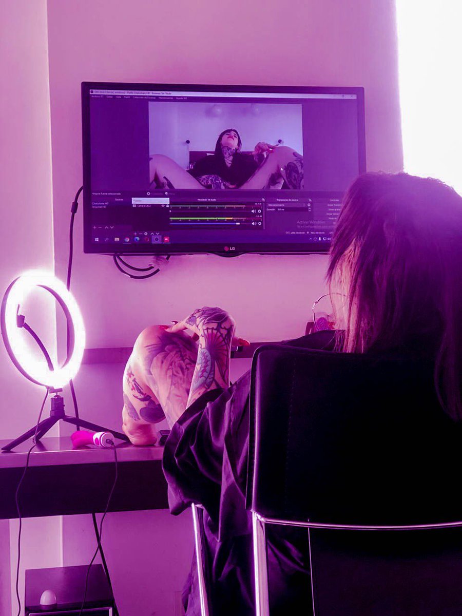 jagerstudios's tweet photo. Liberate! Con nuestro #teamjager vas a lograr las mejores transmisiones!
#webcam #models #jagerstudios https://t.co/BSoGRL2VZ9