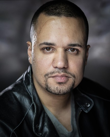 AndyGibsonTV's tweet image. James Mahone has just been added to the #TalentRoster.

For more on @James_Mahone_: bit.ly/AGJamesMahone

#JamesMahone #SupportBritish #IndustryTakeOver #SaveTheArts #NotLowSkilled #MoreThanViable #PromoteAnActor