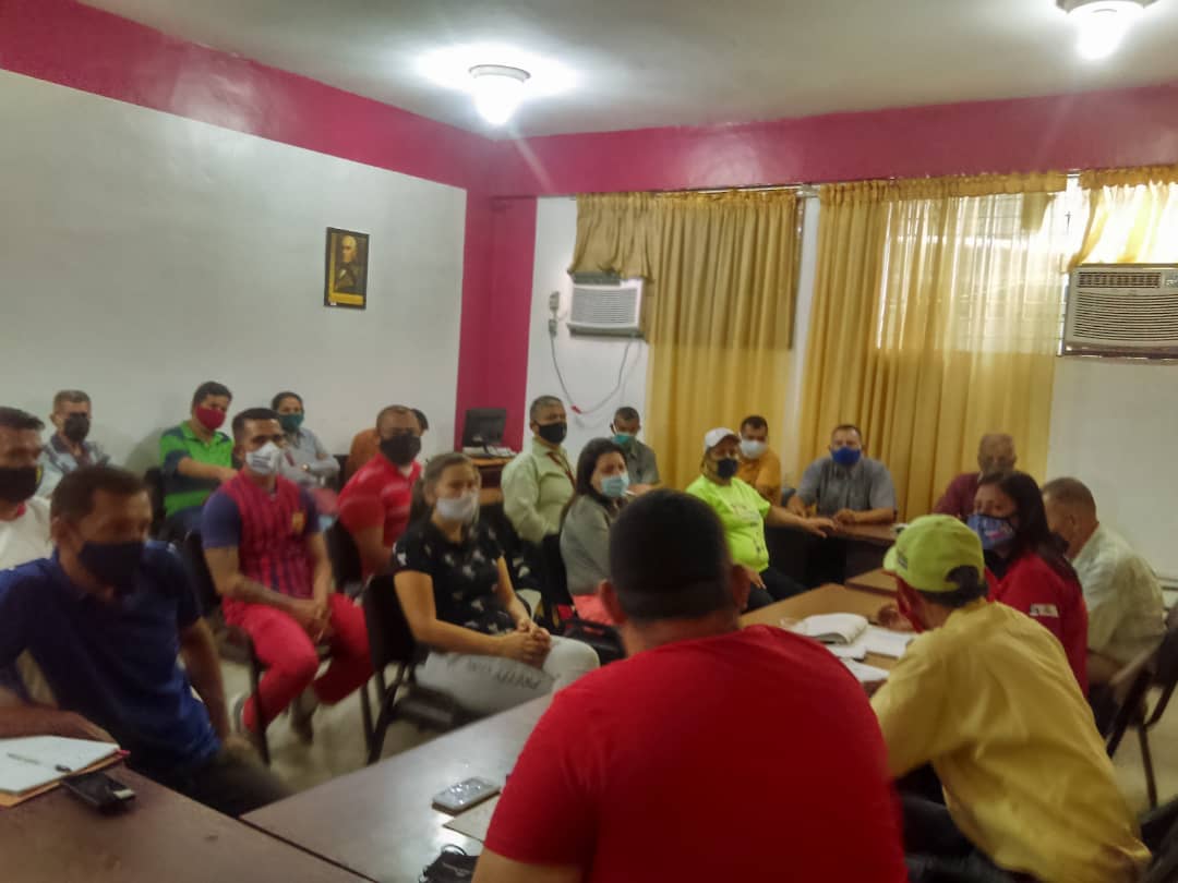 MunMotatan reunidos con el #Comando #DarioVivas analizando cada detalle del extraordinario evento #Simulacro2020 todo un #Exito y #Participacion para que este #6D #Barramos con #7De7 #Psuv