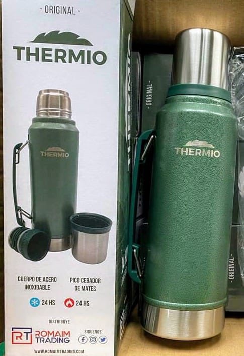 Filodramatico's tweet photo. EL MEJOR TERMO PARA VOS!!!!! 
Llega el verano y podes tener el mejor termo para las tardes hermosas de buenos mates!! 
Calidad premiun, AL MEJOR PRECIO!!! 
Poder personalizarlo, le hacemos el escudo del club o la frase que vos quieras!!!! 
Consúltanos por PRIVADO!!! https://t.co/J9rGpEYEjz