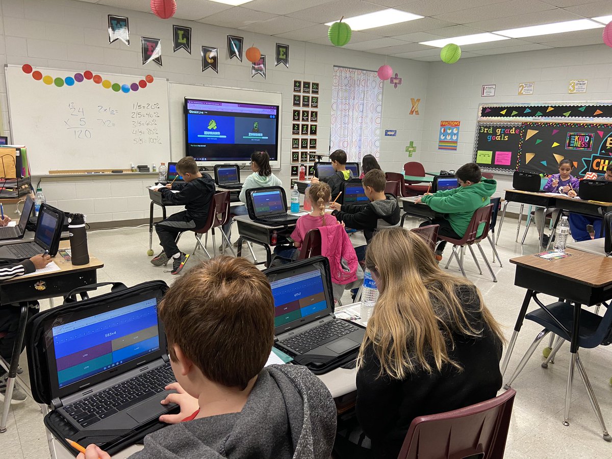 4Gmc2's tweet photo. More pictures of our #Gimkit game day! #multiplication https://t.co/r0qH3JYyyq