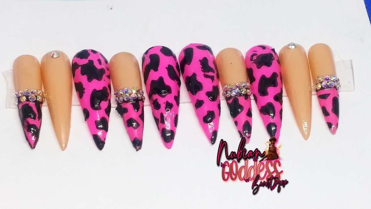 NubianGoddessB's tweet photo. Get your custom sets made today
Order yours now https://t.co/k6RubOxihC
