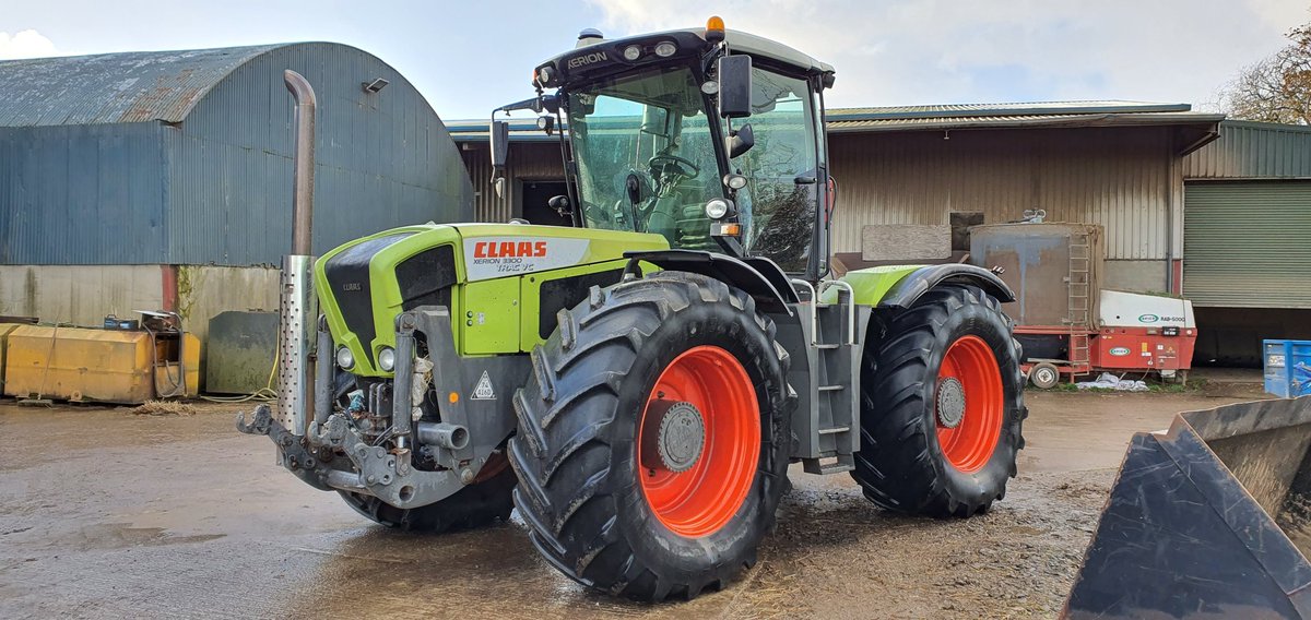Selling my 2007 Claas Xerion. If interested send a message for details 👍