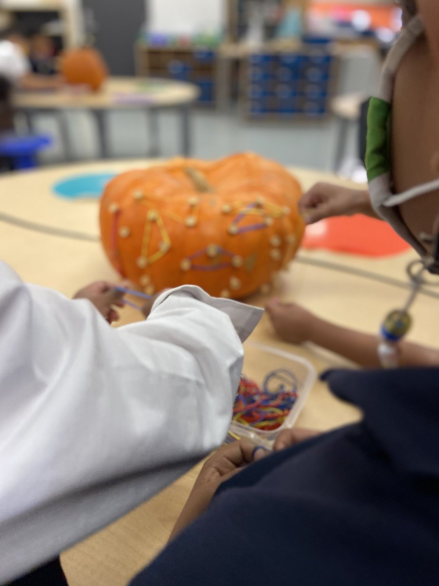 chellymil's tweet image. Jack o lanterns are a thing of the past! Say hello to geoboard pumpkins! Thanks so much for the idea @sara__withtheh!