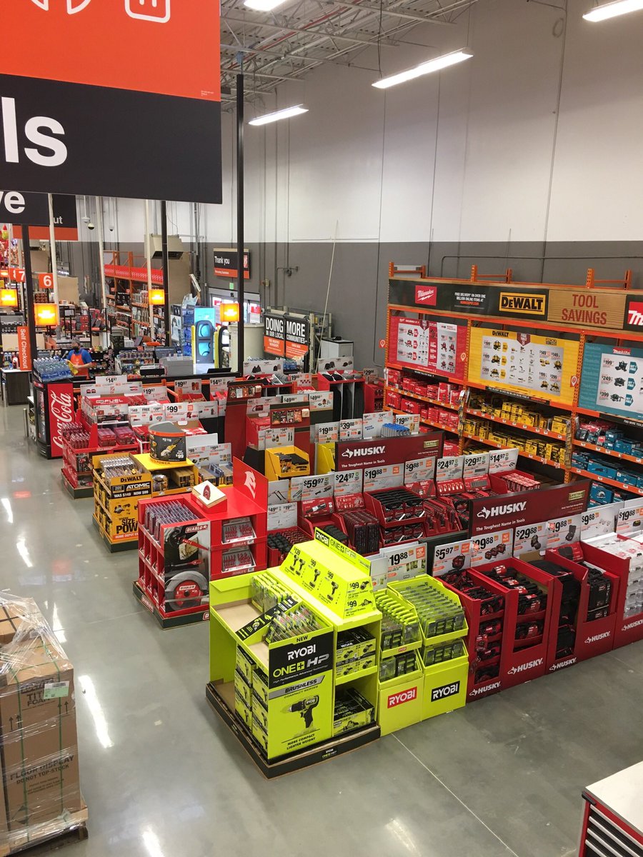 HdeshazoHeidi's tweet photo. My Team and I at 875 Inverness pulled it off, Gift Center 100% Completed , Thank you for the hard work 😓 https://t.co/P9nIrRlFBF