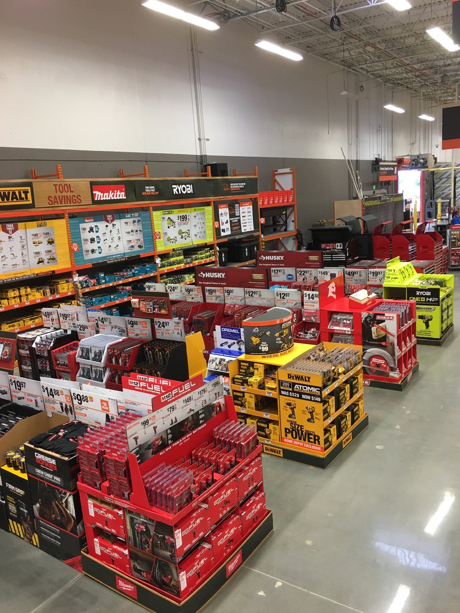 HdeshazoHeidi's tweet photo. My Team and I at 875 Inverness pulled it off, Gift Center 100% Completed , Thank you for the hard work 😓 https://t.co/P9nIrRlFBF
