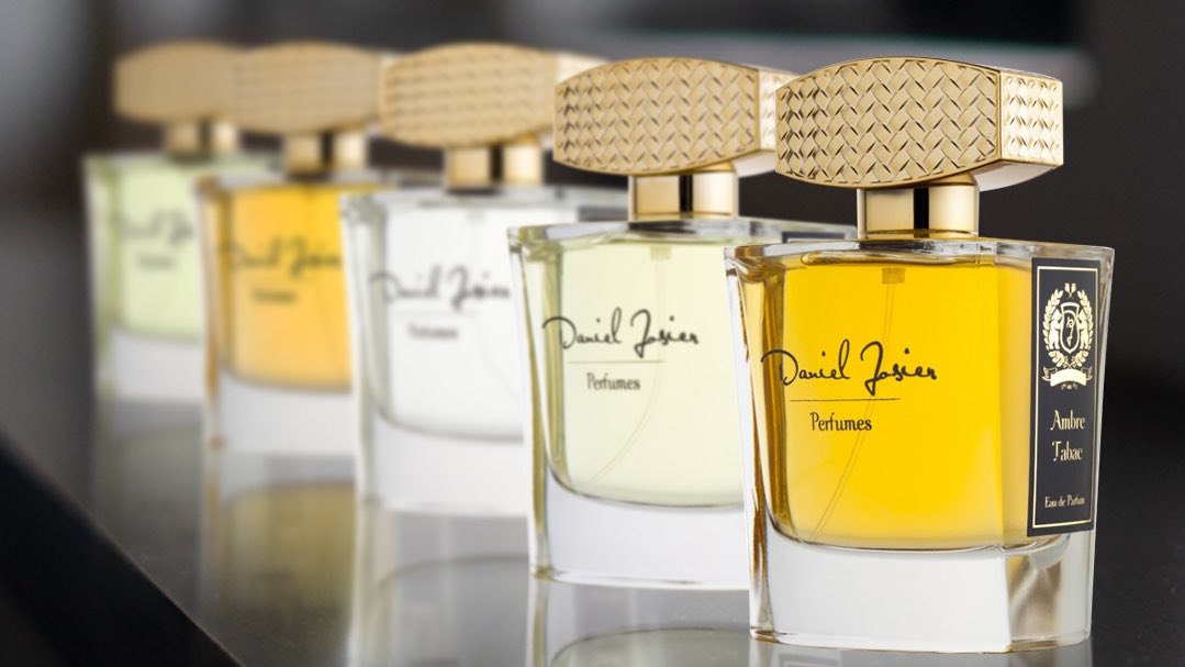 Daniel Josier – spanische Leidenschaft für #Düfte und #Parfums. Die Kollektion umfasst zahlreiche Düfte, die wie eine Brücke die verschiedenen Zeiten des Lebens zusammenfassen. Dabei steht der eigene Geruchssinn stets im Zentrum. #fragrance #düsseldorf #korschenbroich #beauty