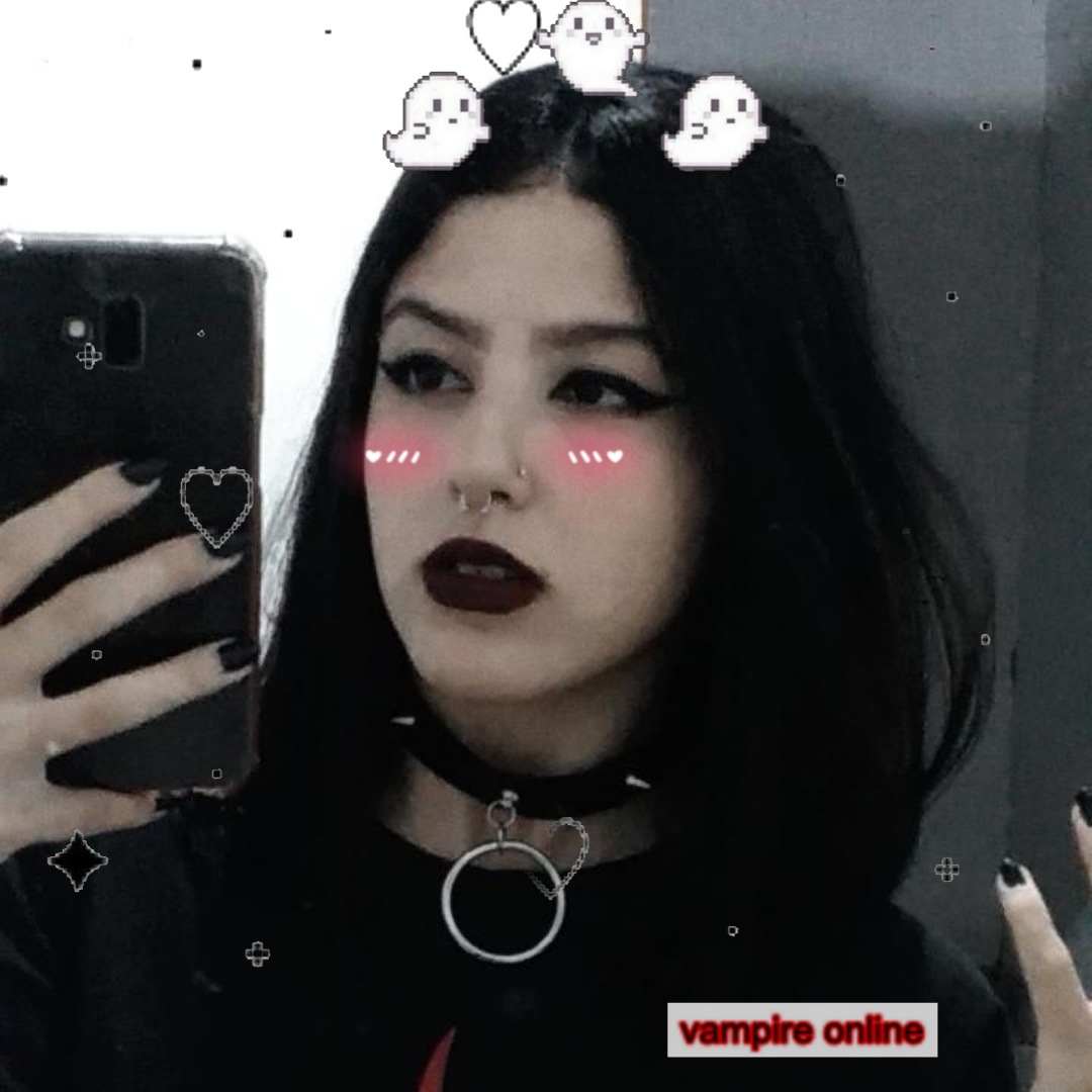 rayloverr's tweet photo. edit da vampira mais linda do site #NewProfilePic https://t.co/GabePc8DB3