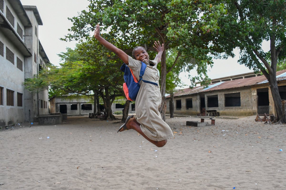 Un rapport clair et détaillé sera donné de façon publique à la fin.
Merci de nous aider à leur donner le sourire, et une meilleure chance de réussite.
Dieu vous bénisse.
#MissionKoeroma #JimsSocialProject #JimsFamily #Jims https://t.co/FY7roRCiHS
