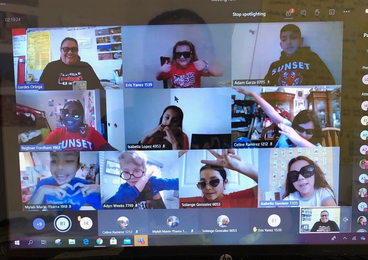 SunsetDual's tweet image. Kicking off Red Ribbon Week with our spirit days 😊 #DrugFree #sunsetstrong