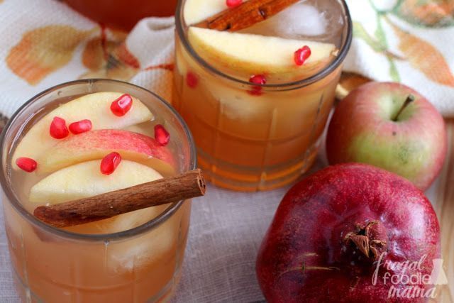 frugalfoodiemom's tweet photo. Warm spices, sweet #pomegranate , and crisp apples come together perfectly in this Spiced Pomegranate #AppleCider Sangria. Get the #recipe now at>> https://t.co/irmbn0wVqd #sangria #cocktail #cheerstofall https://t.co/K4C6za4R52