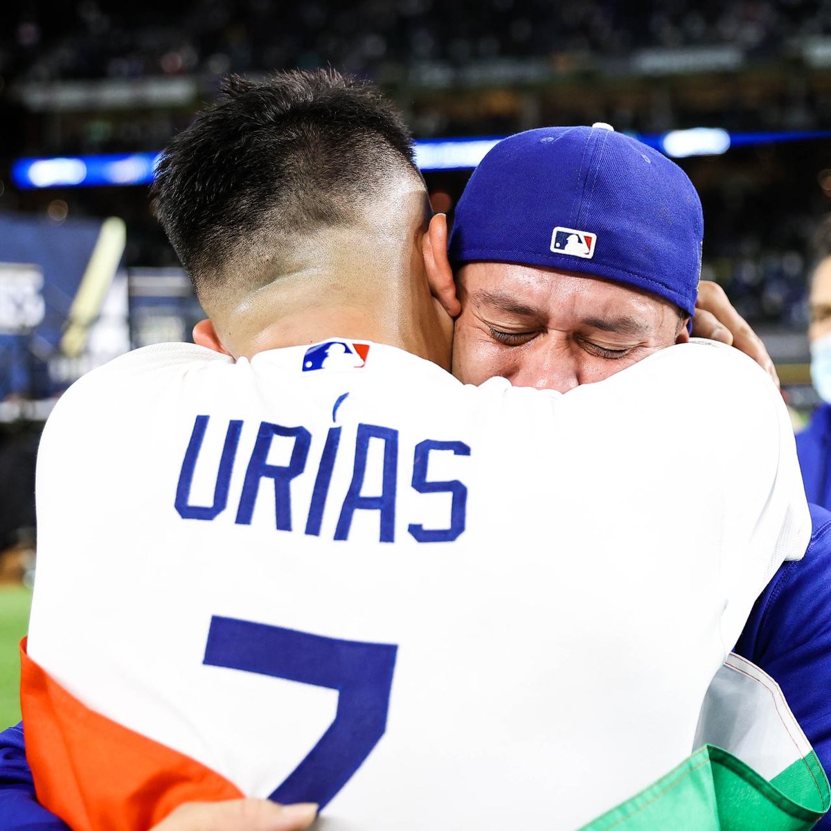 LosDodgers's tweet photo. #Campeones #Campeones
#Campeones #Campeones
#Campeones #Campeones
#Campeones #Campeones https://t.co/DIsqzrWhNC
