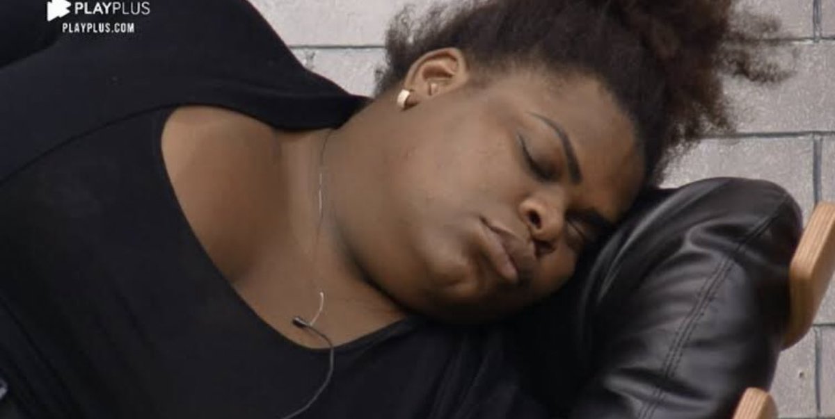 “Vou deixar p estude a noite pq produzo mais”

eu a noite: