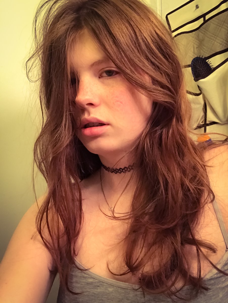 MiaMay2k's tweet photo. redhead wispy hair tips?

#redhead #bedhead #wispy #hairtips #trans #transisbeautiful #girlslikeus https://t.co/9sXEbM8L4x