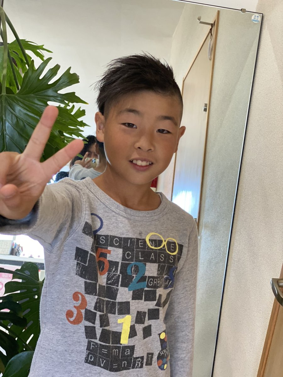 髪こうぼう 伊勢崎 キッツカット 群馬 伊勢崎 エクステ イルミナカラー アディクシー モデル マツエク 付け放題 着付け 着物レンタル 個室完備 髪こうぼう Wカラー 美容室 美容師 ヘアメイク 脱毛 特殊系 フォロー Twittr インスタ