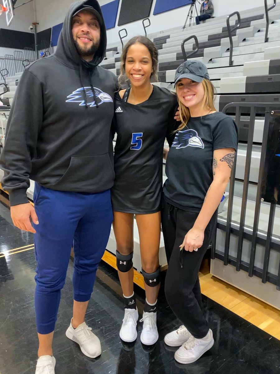 SkyPierce21's tweet image. 27-0 and off to Final 4. Whatever happens Friday, this year has been a blast and I have the best fans. 
💙🏐💪🏽 
#WeStillHaveWorkToDo #HardWorkWorks