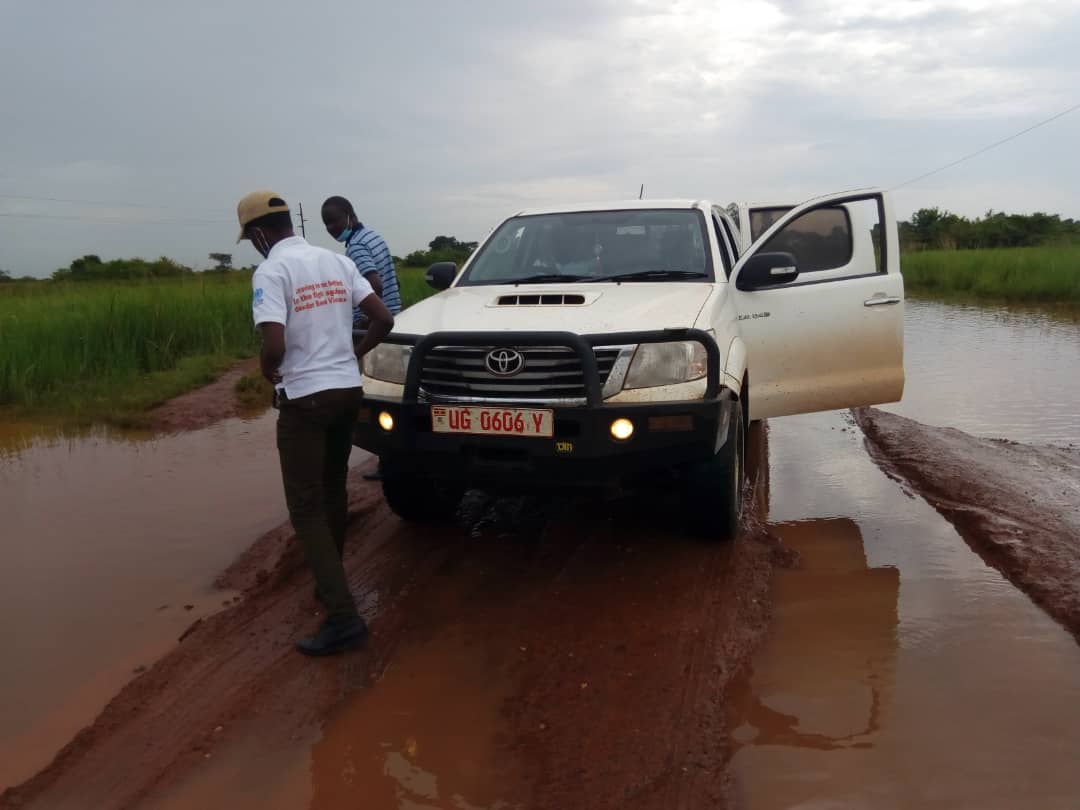 safepalapp's tweet photo. Making ends meet with the #SafePalUg rollout amidst tough challenges. @Mglsd_UG is holding district launches of SafePal Mobile App in 112 districts of Uganda. This is with support and partnership with @MinofHealthUG @GlobalFund &amp; @UNFPAUganda https://t.co/dZhLWkpYlY