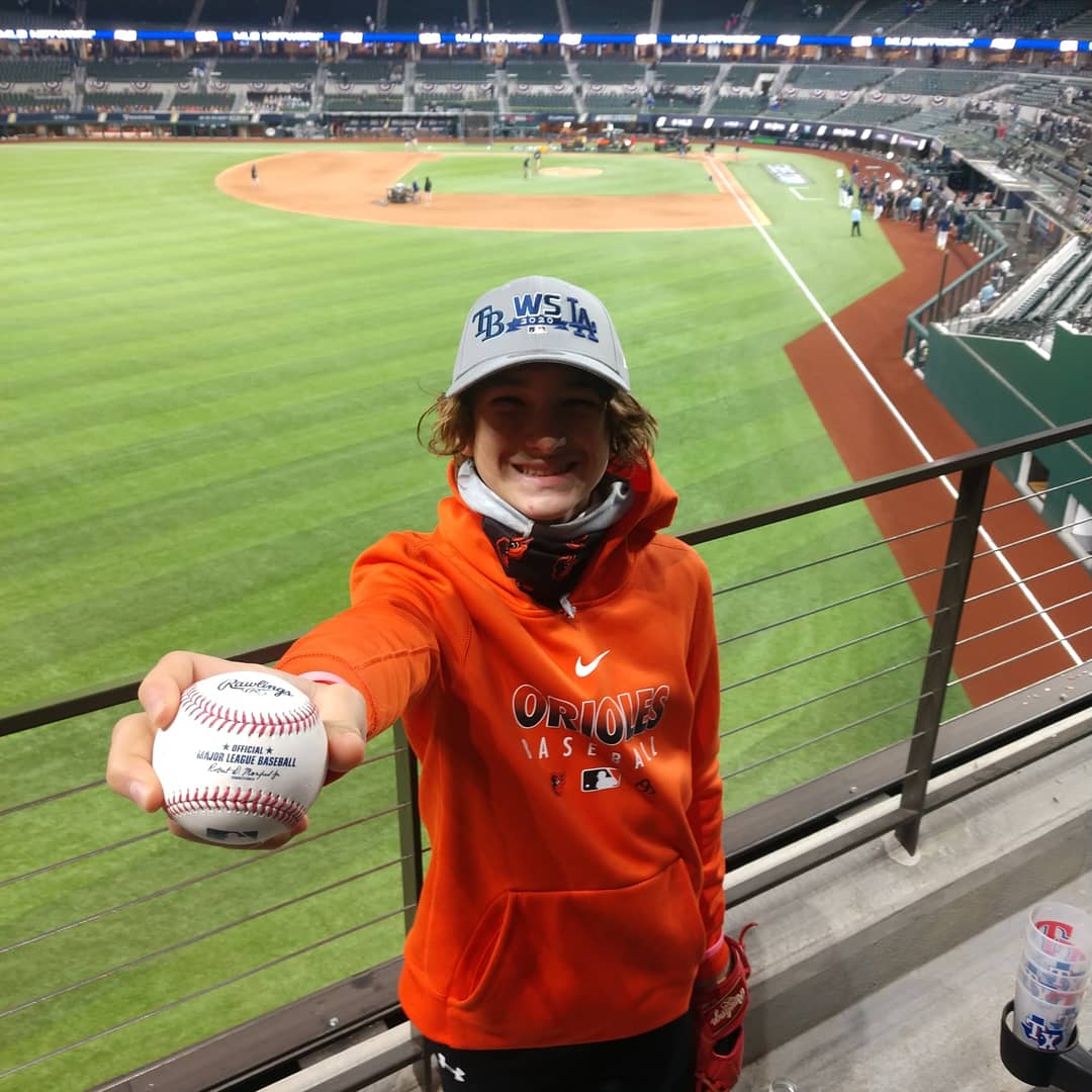 Go <a href="/RaysBaseball/">Tampa Bay Rays</a> <a href="/RandyArozarena/">Randy Arozarena</a> #Sweepstakes #HittheBuds #Budweiser <a href="/budweiserusa/">Budweiser</a>