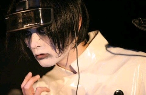 界隈外フォロワーフレンドリーな説明するとNESSの戸田さんは新宿