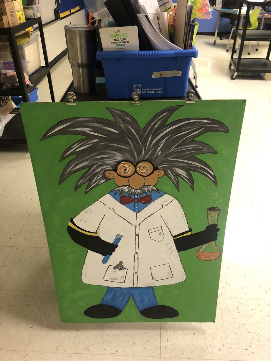 AHuskyste's tweet photo. Back in action on a cart #stemcart #hillsidetogether https://t.co/c17St5doa7