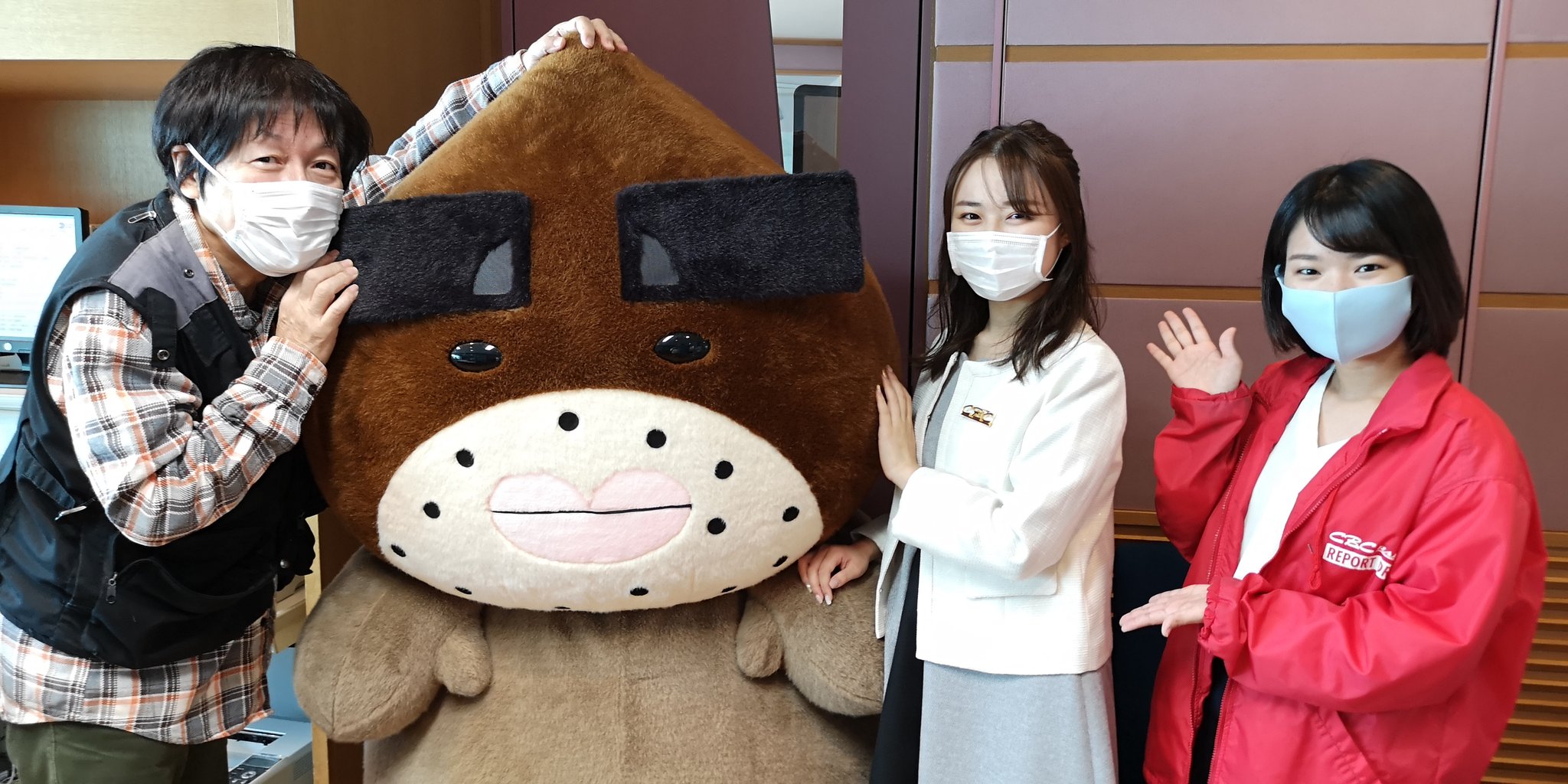りすのすけ Cbcﾗｼﾞｵ つボイノリオの聞けば聞くほど 公式キャラ レポートドライバーさんは あさ しゅっぱつまえにつボイさんにごあいさつしにきてくれるんだよ きょうは うえだちひろさんの きけば デビュー おうえんしてあげてね