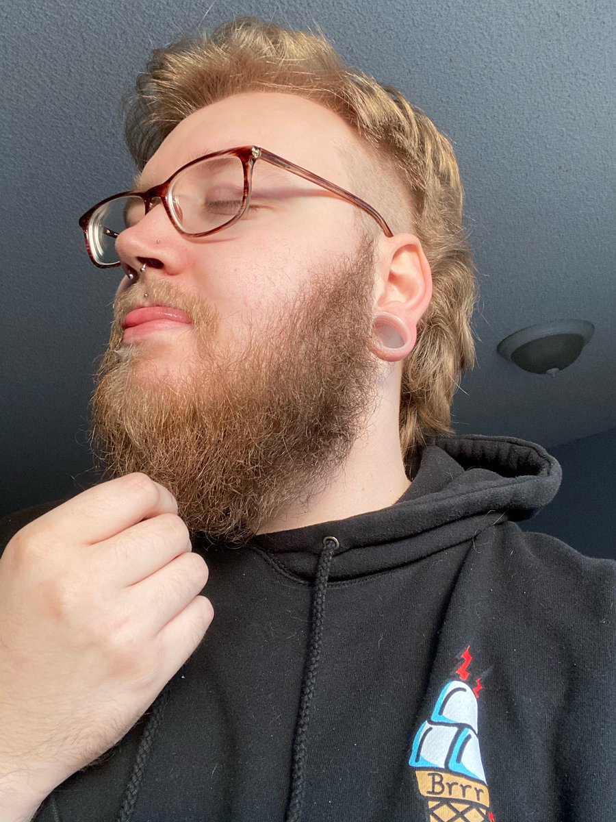 cubcake97's tweet photo. This cub gotta mullet 🐺 https://t.co/EDoAT1HKSp