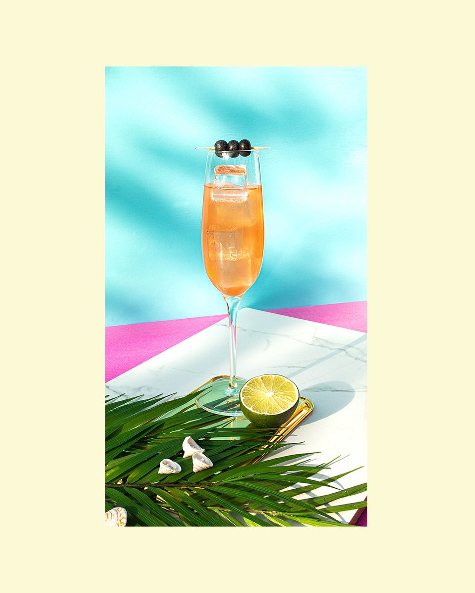 peepthasteez's tweet photo. Reward your self with a tantalizing #KombuchaMimosa. 🥂🍓 🍋 https://t.co/gOnODTNCQJ