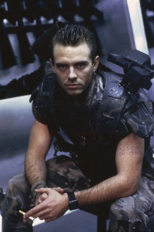 Deputy Hicks is a nod to the character of the same name played by Michael Biehn in Aliens (1986). 