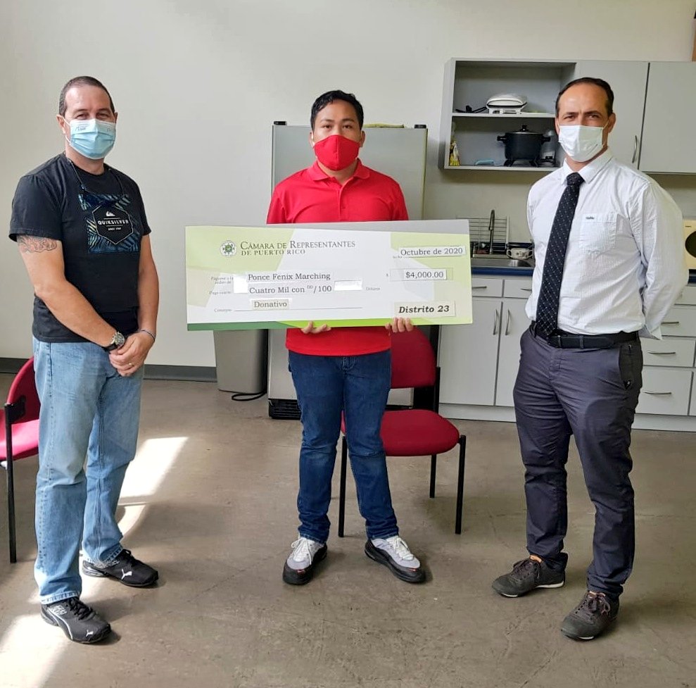 [Cumpliendo] otros dos compromisos con los jóvenes del #Distrito23. Banda Escolar de #Yauco con $10,000 y la Banda del Tuque de #Ponce con $4,000. Para un gran total de $14,000.00

#ParaMiGenteLoMejor #MiLuchaEsPorTi #YoCreoEnÉl