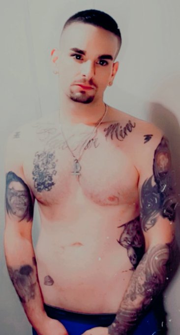 Fixing to be hanging out with this hottie tonight! https://t.co/dG78D5av2A