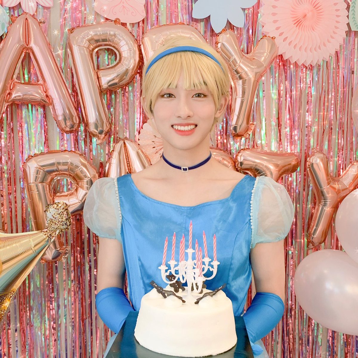 JlSUNGlE's tweet photo. renjun smurfette, ten mona lisa, jungwoo rose &amp; winderella! 😆✨ https://t.co/hm3ip6Kh9p