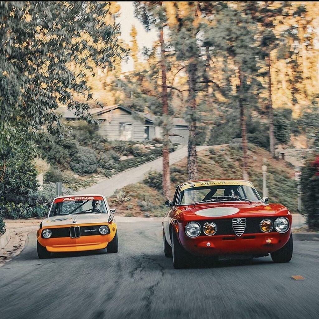 BMW 2002 and Alfa Romeo GTV #bugatti #ferrari #porsche @cars https://t.co/PJjSGEx6H8
