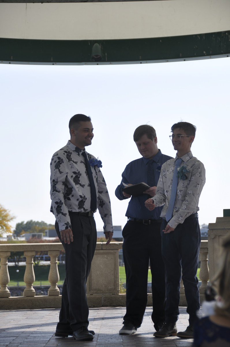 Haines_Tanner's tweet photo. I don’t use Instagram anymore so Twitter is the perfect place to post these! Beautiful day + beautiful guys = a gay wedding https://t.co/0ZR51WqQtZ