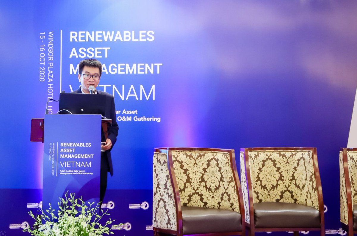 Sungrow_Power's tweet photo. Sungrow is pleased to sponsor the Renewables Asset Management in HCMC, Vietnam, where Quang Man Le , Technical Support Engineer of Sungrow Vietnam, shared insights into our latest #PVsolutions, all-scenario PV applications and how to lower #LCOE through unique innovations. https://t.co/PZPKY5pLhq