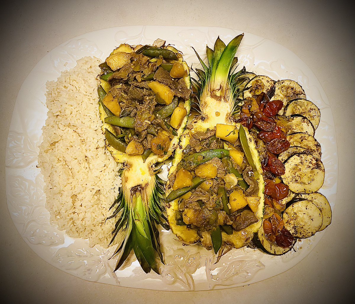 cnodaddy's tweet photo. @kelis Thank you for sharing your world through food! Your #pineapplebeef recipe was a WIN I added a side of roasted zucchini with cherry tomatoes)!
#kelis #mylifeonaplate #greatfood https://t.co/VX8apnR0sz