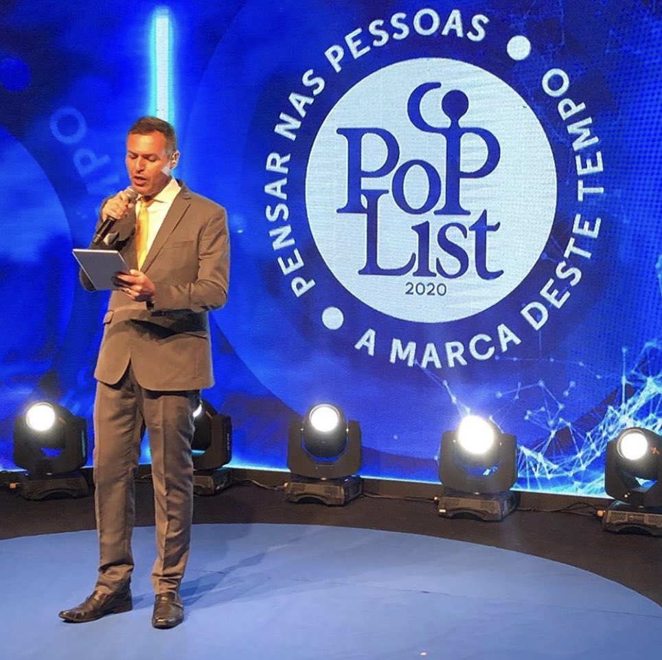 hpancieri's tweet photo. Mantendo uma tradição de 28 anos, que agora foi virtual. Equipe #poplist se reinventado!! https://t.co/Ho64ucBn4L