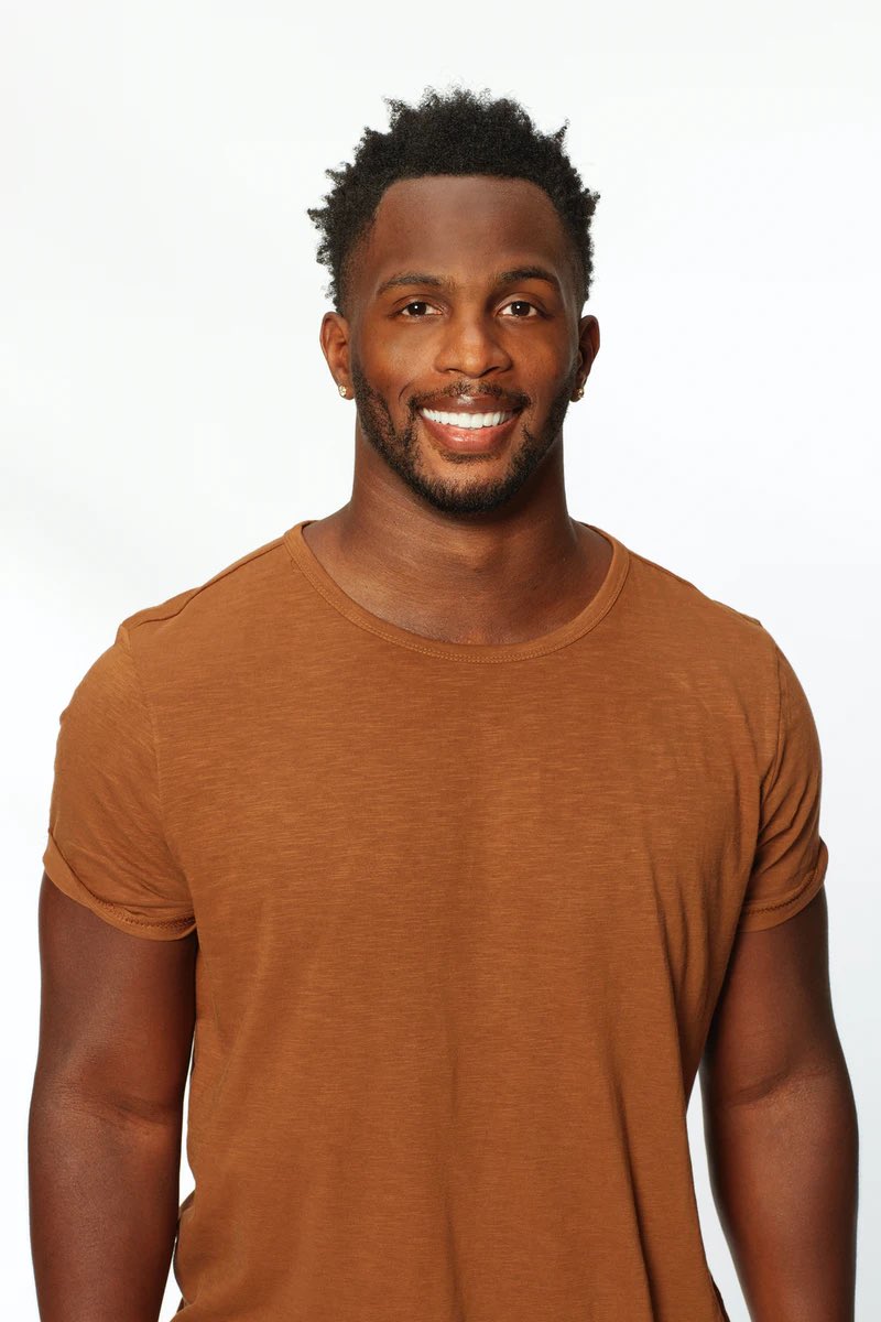 kaylee100300's tweet photo. petition to have one of these gems as the next bachelor   #bachelorette https://t.co/uJmxhNHK1f