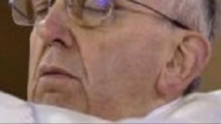 bachelor nation after watching the last 5 seconds of that preview #TheBachelorette