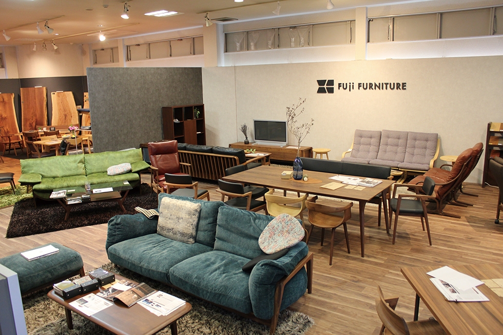 Cocomi編集部 インテリアポート エルバーレ館 で 大好評につき 秋の家具祭り 第2弾を開催 早い者勝ちの現品特価品も多数登場 10 31 11 3のお得な4日間をお楽しみに 詳しくはcocomi11月号のp 31またはココミオンラインをチェック T Co