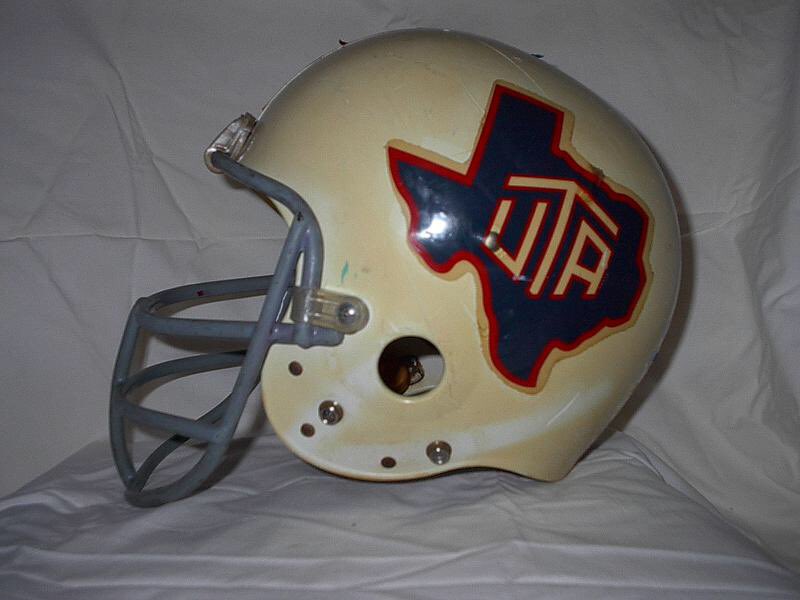 HelmetArch's tweet photo. Late 1970's University Of Texas-Arlington Mavericks Wilson F-2101 Game Used Football Helmet @UniWatch @HelmetAddict @steeler2032 @ProductionsGem @RealStuff14 @montehorton @HelmetAficinado @HelmetStalker @The_HelmetGuy @HelmetArch https://t.co/Cb7wlgZqdq