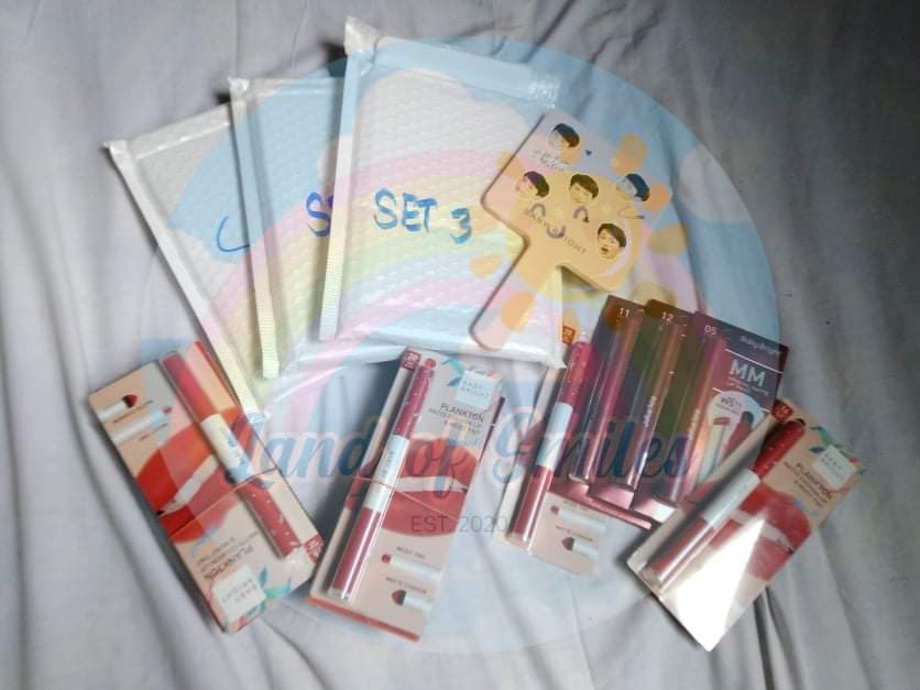LandOfSmilesPH's tweet photo. #LOSPhUpdates #LOSPhArrivals

Baby Bright with Gun Mirror Sets have arrived. We will be shipping them out this weekend. https://t.co/mpRwGNn1ua