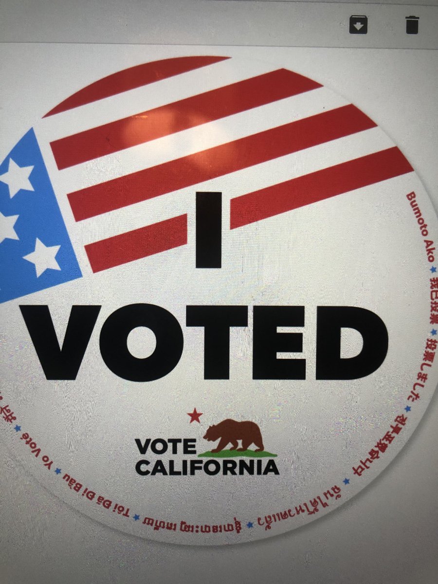 mattbarrows's tweet photo. A rare plug for the #usps ... I mailed my ballot yesterday afternoon and it arrived at the registrar’s office today. #AmericaFyeah https://t.co/BYhW29cr8E