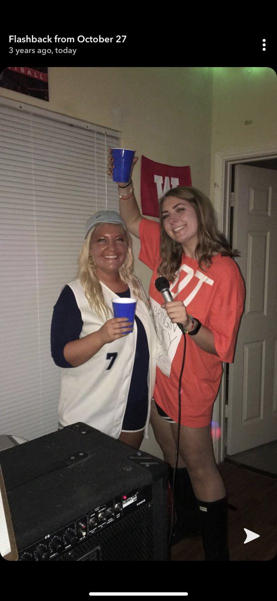 <a href="/LNestenfelder/">EE</a> <a href="/nesthebes/">V</a> Speaking of you and nessa