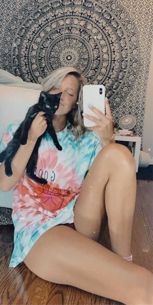 hadleybelll's tweet photo. ISSSAAA BABY CLEO JOE🤍🤩 @kaylie_kempf https://t.co/VWtn5KrxDe