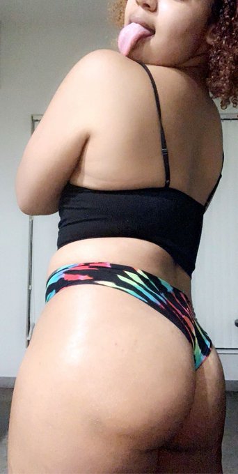 selling tonight, ask ab my premium snap or snap sessions 💕💕 dm for prices &amp; verification #sellingcontent<a href="/tag/premiumsnap"class="tags"><span>#premiumsnap</span></a><a href="/tag/sellingcontent"class="tags"><span>#sellingcontent</span></a><a href="/tag/buyingcontent"class="tags"><span>#buyingcontent</span></a>