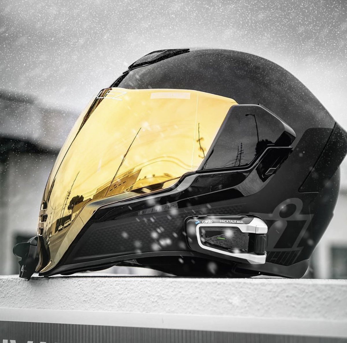 3D-textured graphics, gloss and matte black colors and @mipsprotection...  The Airflite Stealth.
•
•
📸: @lyphstylez #rideicon #rideamongus #Airflite #AirfliteStealth #MIPS #motorcyclehelmet #motorcyclehelmets #iconhelmet