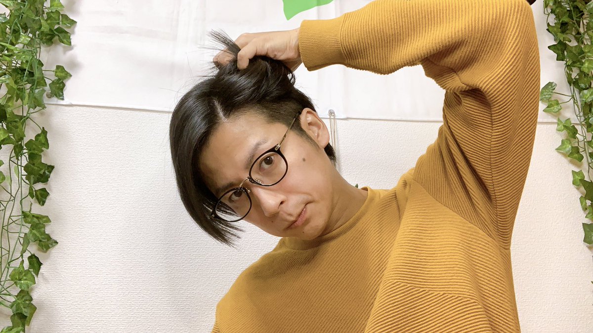 Shino ツーブロで福田くんみたいな髪型の場合 ヘアジェルとかつけてヤクザみたいな髪型にして 笑 ウロボロスの小栗くんみたいな お願い 笑 Shino ツーブロで福田くんみたいな髪型の場合 ヘアジェルとかつけてヤクザみたいな髪型にして 笑 ウロボロスの小栗くんみたいな お願い 笑