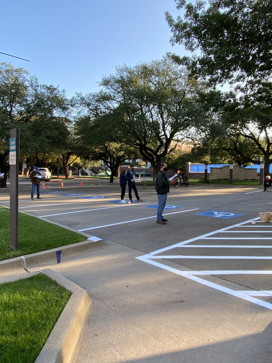 It was so great to see friends we have missed! Cox Community coffee last Saturday morning at <a href="/HPUMC/">Highland Park UMC</a>  #CoxChapel