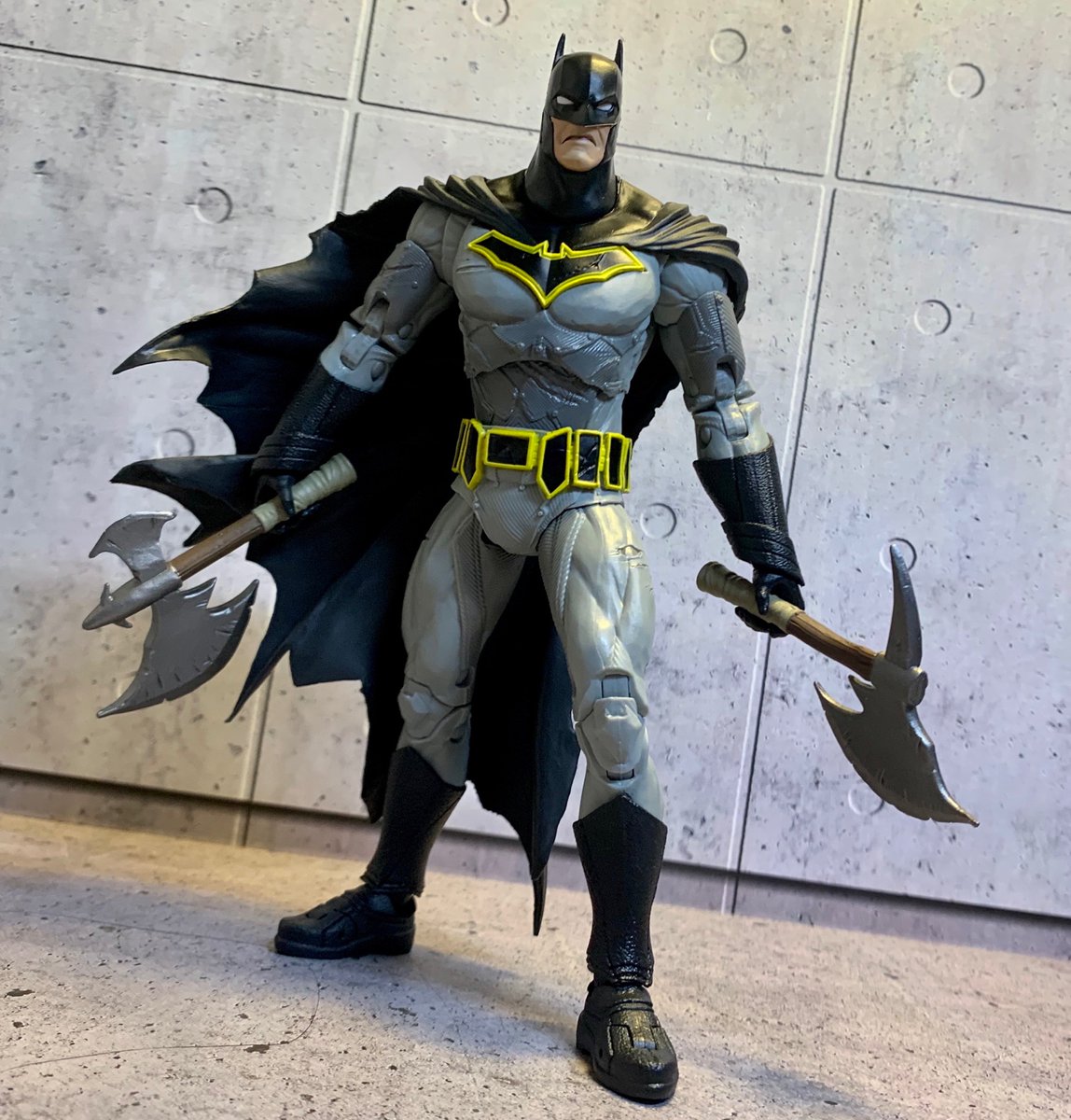 フナヤモ En Twitter 斧二刀流バットマンとジョーカー化スーパーマン この2人は造形もさることながらよく動く 癖の強いキャラなのに可動は素直